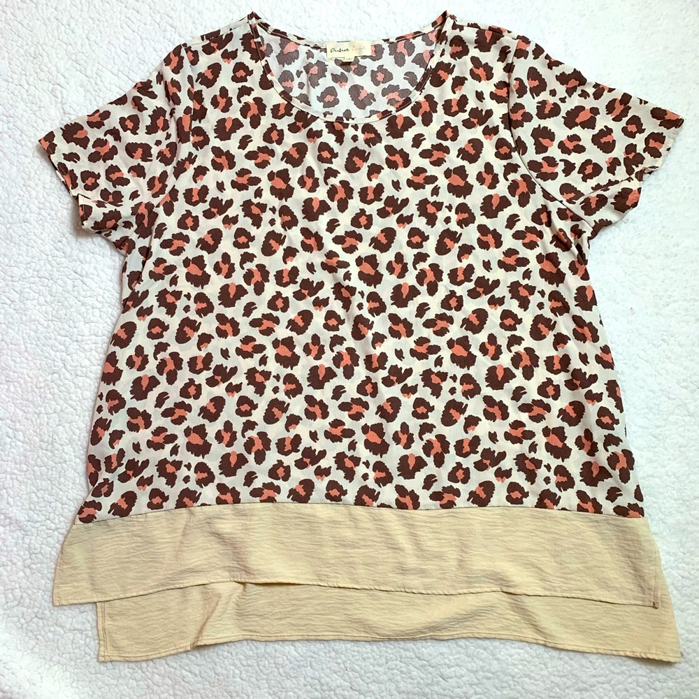 Animal print large blouse